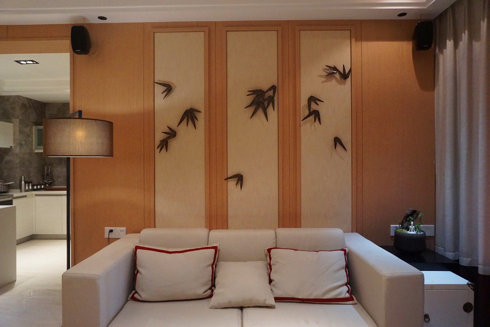 日式客厅沙发背景墙效果图